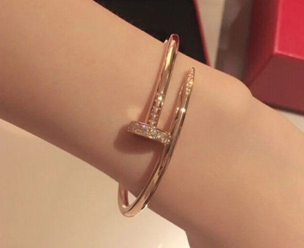 Cartier Nail Bracelet - How to Open