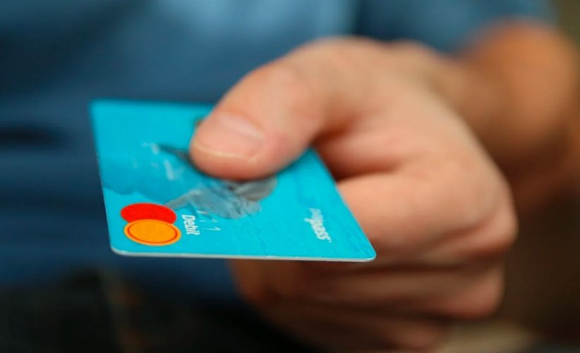 The Sharp Decline in Credit Card Debt Around the U.S.