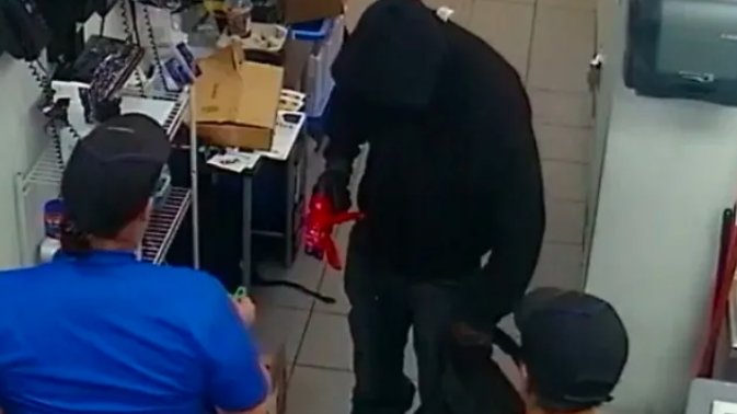 Two masked robbers hit Broadway Domino’s