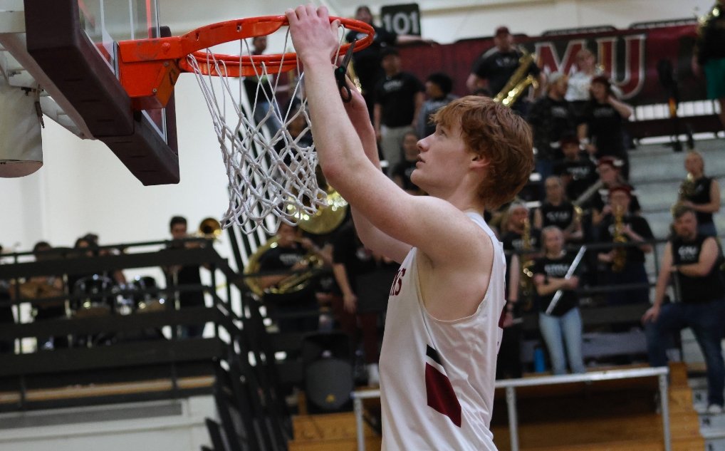 CMU Mavericks clinch RMAC titles in both men’s and women’s basketball