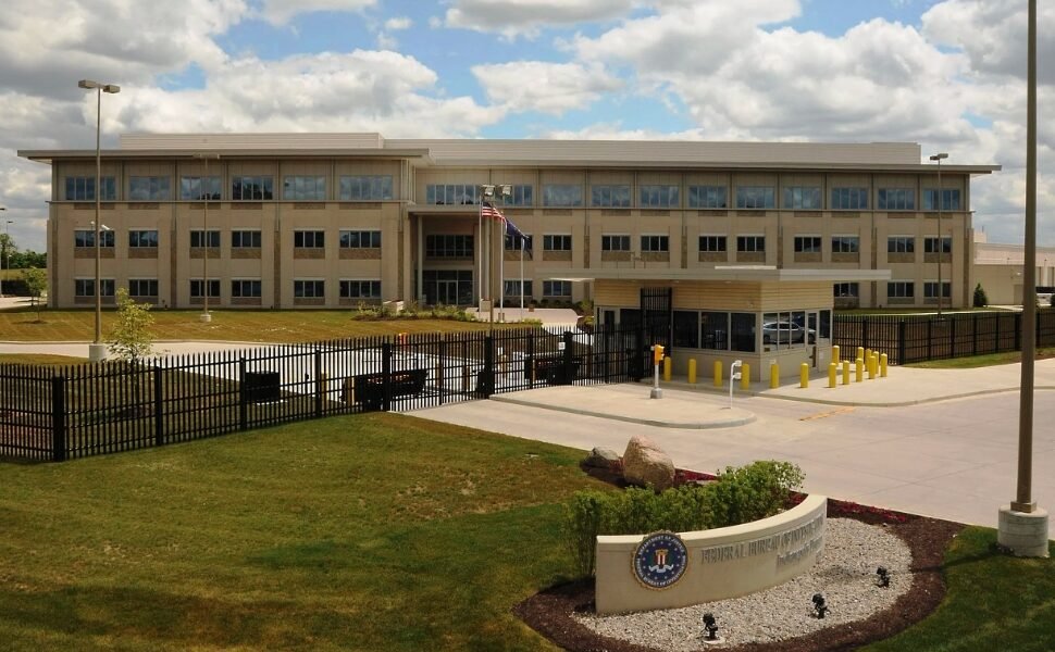 FBI advisory Indiana international theft groups