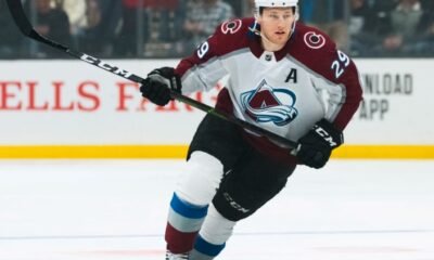 Nathan MacKinnon hockey