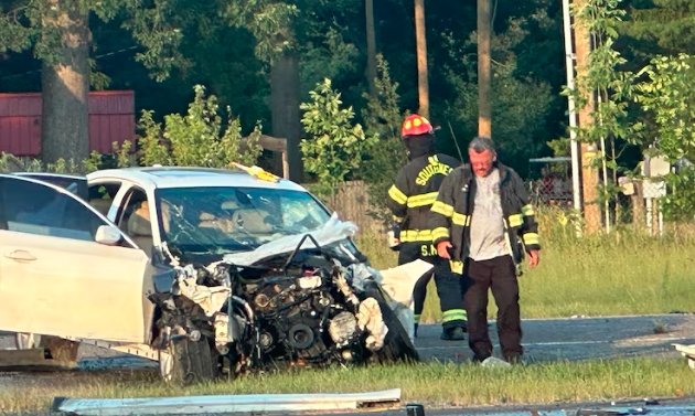 car crash fort wayne southeast side July 4 2024