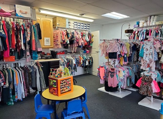 nonprofit community closet helping children