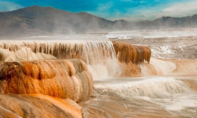 Yellowstone National Park geothermal site Mammoth Hot Springs