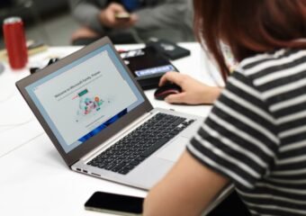 parental-monitoring-software-laptop