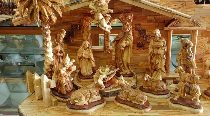bethlehem olive wood religious carvings