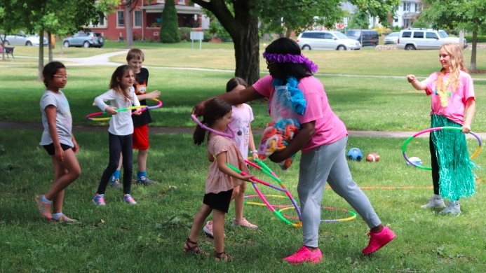 natural playground parkview ymca fort wayne children playing