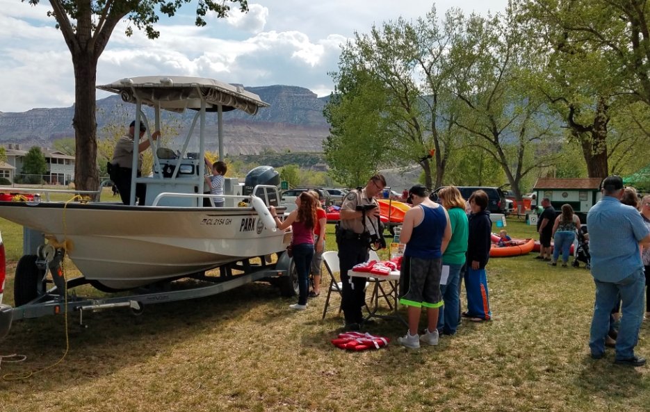 town of palisade colorado riverbend park clean-up day
