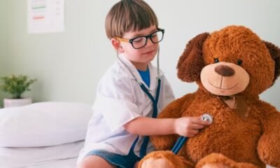 healthcare tools kindergartners clinic teddy bears stethoscopes