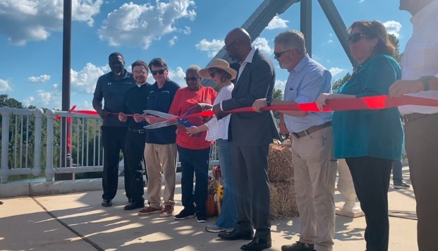huntertown starbucks ribbon cutting copper creek