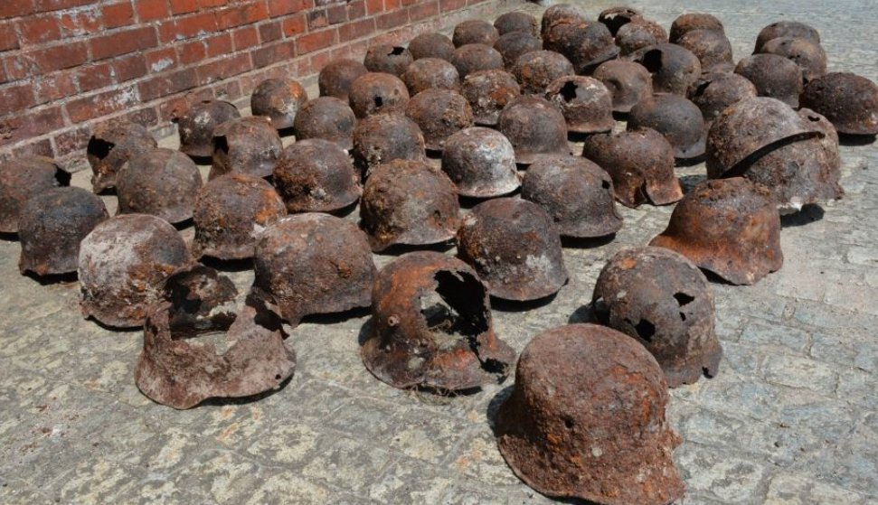 german wwii helmets found poland koszarowa street wroclaw