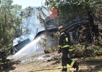 Glenwood Springs house fire firefighters