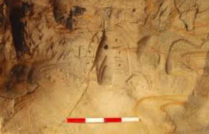 Guildford shrine cave, St. Catherine's Hill archaeology