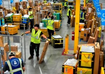 amazon warehouse grand junction colorado delivery trucks