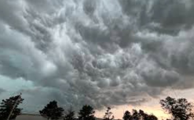 fort wayne july 2025 thunderstorm clouds skyline