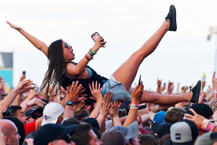music festival crowd