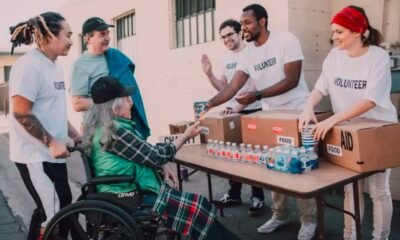 Grand Junction homeless volunteers helping