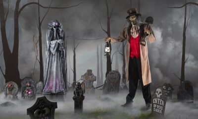 Halloween haunted house display