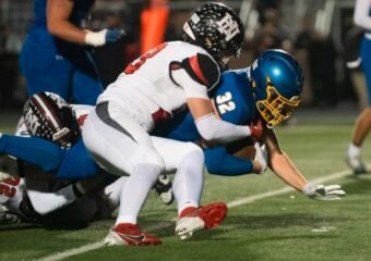 Huntington North Vikings football touchdown