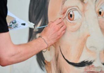 Salvador Dalí forgery seizure Italy