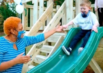 Make-A-Wish Starts Holiday Wish Line with Kid Messages