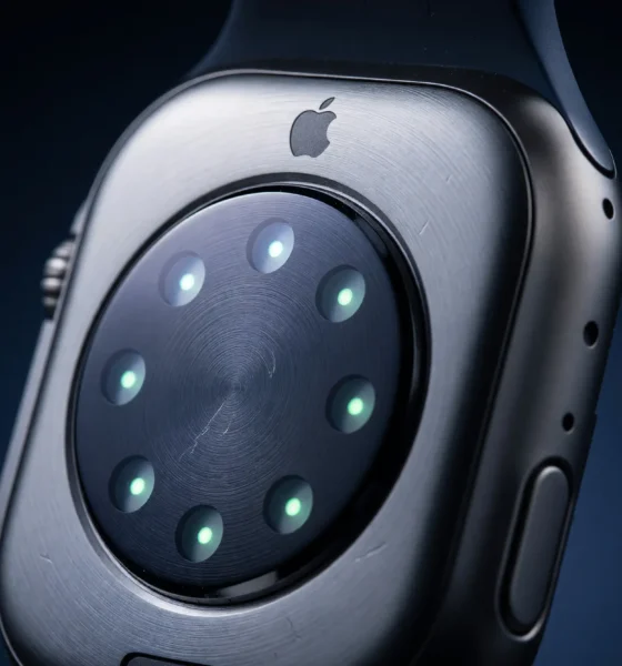 Apple Watch Ultra 4 redesign and blood pressure sensor ring explained.