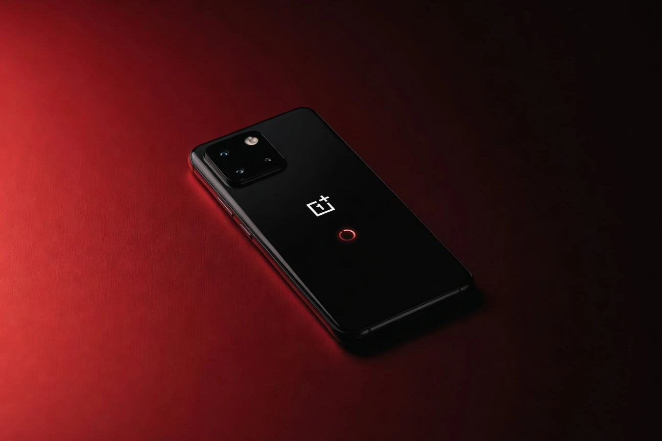 OnePlus OxygenOS 16 update paused over boot loop issues on Nord and flagship phones.