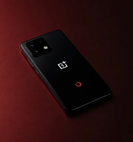 OnePlus OxygenOS 16 update paused over boot loop issues on Nord and flagship phones.