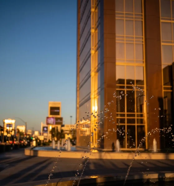 Barry Diller People Inc. $18 billion MGM Resorts takeover bid explained for investors.
