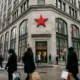 Macy's Q1 2026 comparable sales growth and raised guidance explained for investors.